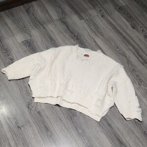 POL Cream Distressed Vneck Chunky 3/4 Sleeve Sweater